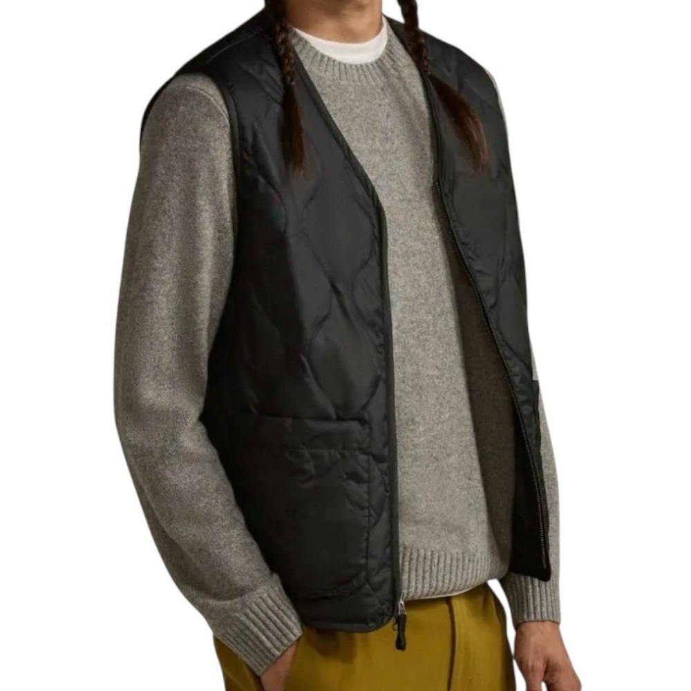 Everlane ReNew Quilted Black Liner Vest Medium Primaloft Zip Puffer Lightweight - Picture 2 of 10